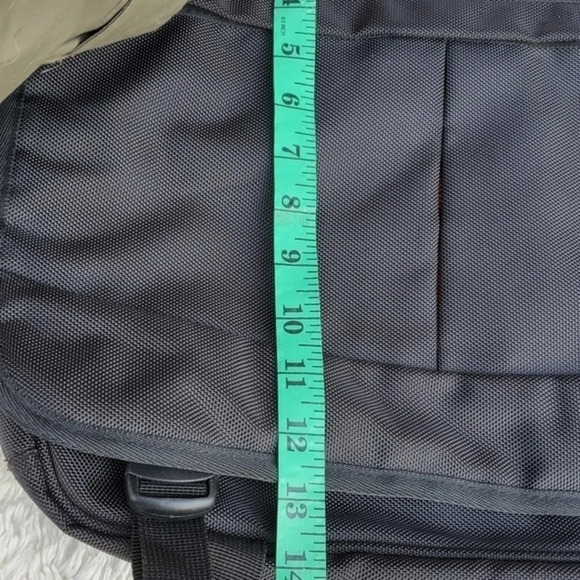 Swiss Gear laptop bag - Picture 5 of 16